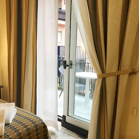 ホテル ガイア 4*