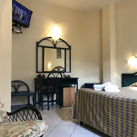 ホテル ガイア チェファル