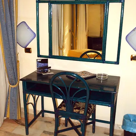 ガイア ホテル 4*